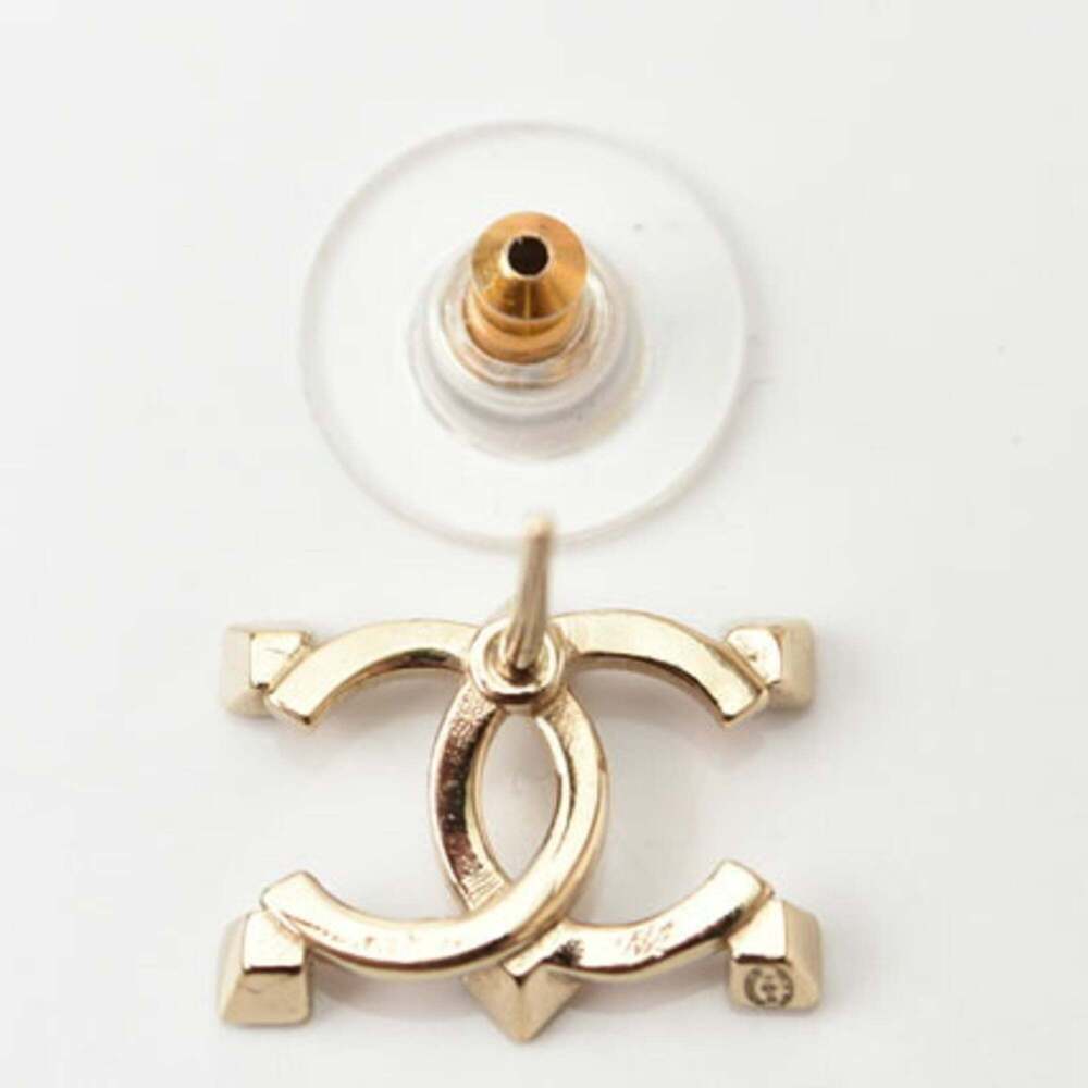 CHANEL Gold Earrings - Picture 4 of 7